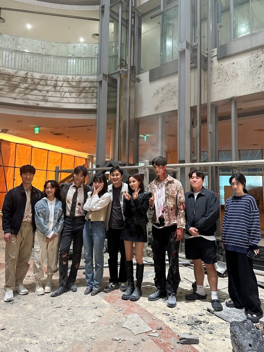 I.c.m___ IG
instagram.com/p/DTfPafKk31_/…

#2PM #이준호 #LEEJUNHO #イ·ジュノ
#준호 #JUNHO #ジュノ
#캐셔로 #CASHERO #CASHEROヒーローは現金を持つ