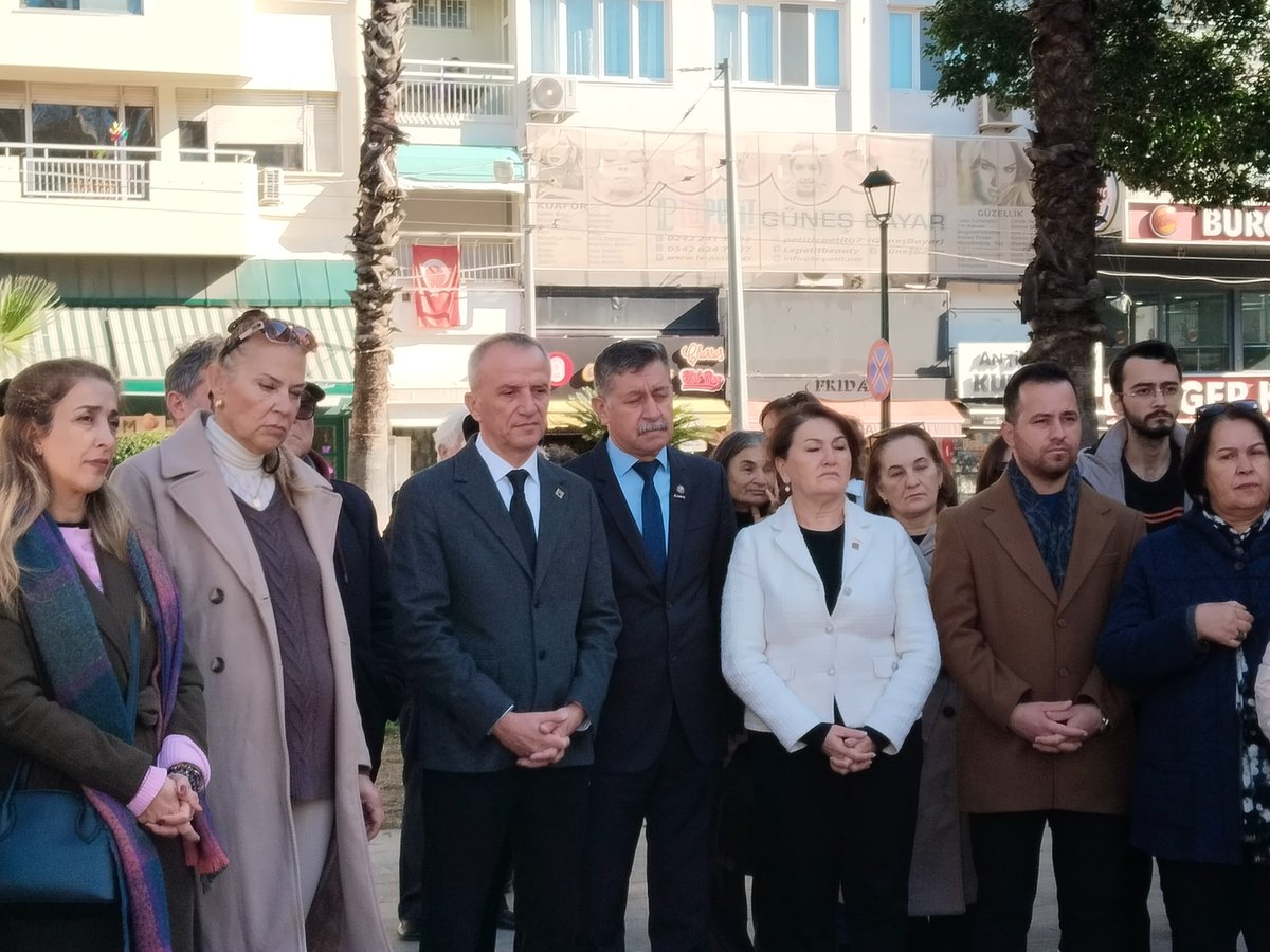 Ulu Önder Gazi  Mustafa Kemal Atatürk 'ün Annesi Zübeyde Hanım'ı ölüm yıl dönümünde saygı ve rahmetle anıyoruz. #ATATÜRK #ZübeydeHanım