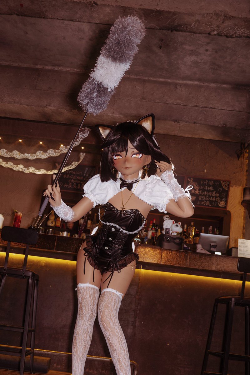 wedjat233's tweet photo. 人，你的脑子怎么黄黄的？我给人清洁一下吧～ #kigurumi #着ぐるみ https://t.co/RtJ0RIySMz