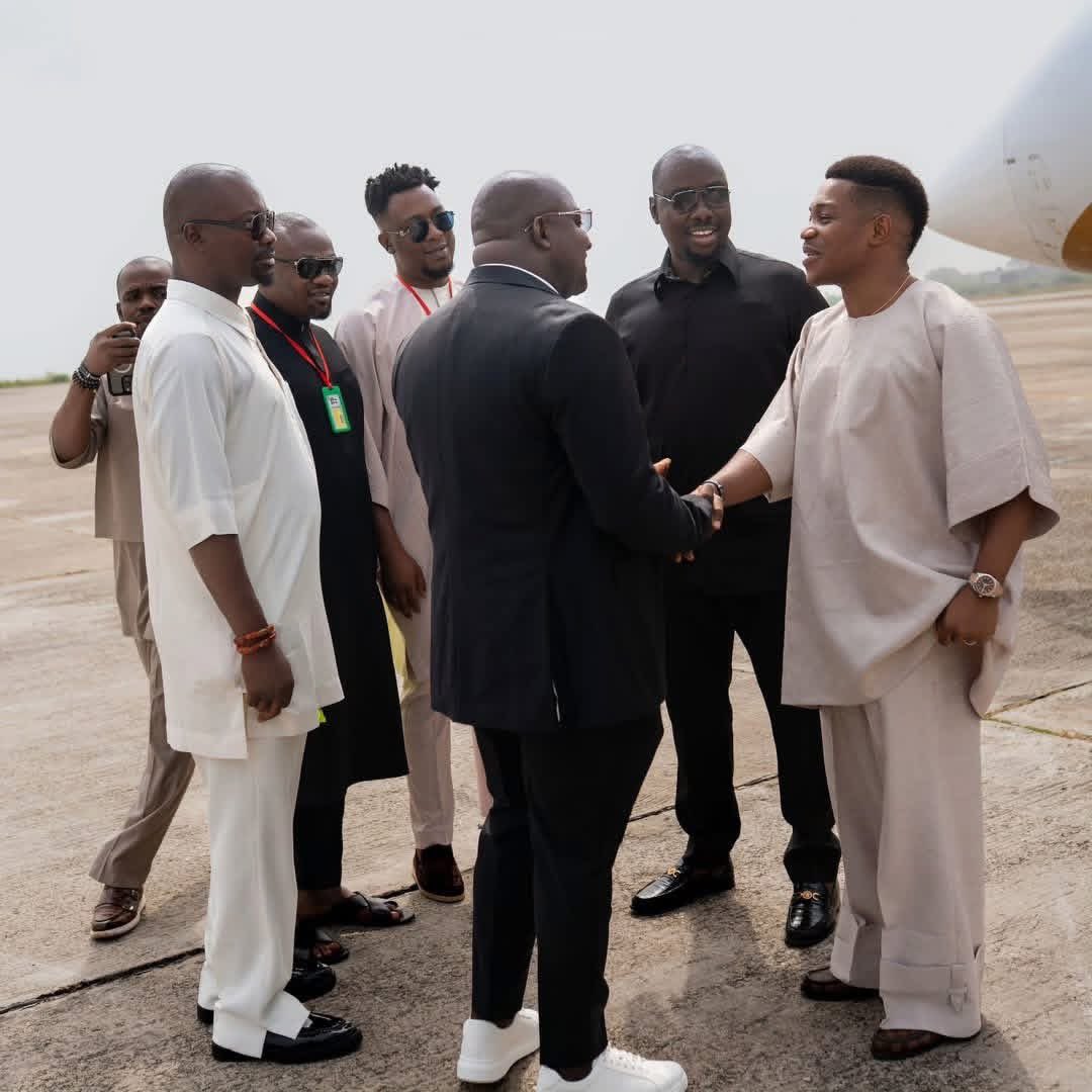 DekingTips's tweet image. Obi Cubana expresses gratitude as fellow influencer  #Pastor Jerry Eze leads powerful New Year opening prayer at Cubana Millennium City, says “The grace is too muc