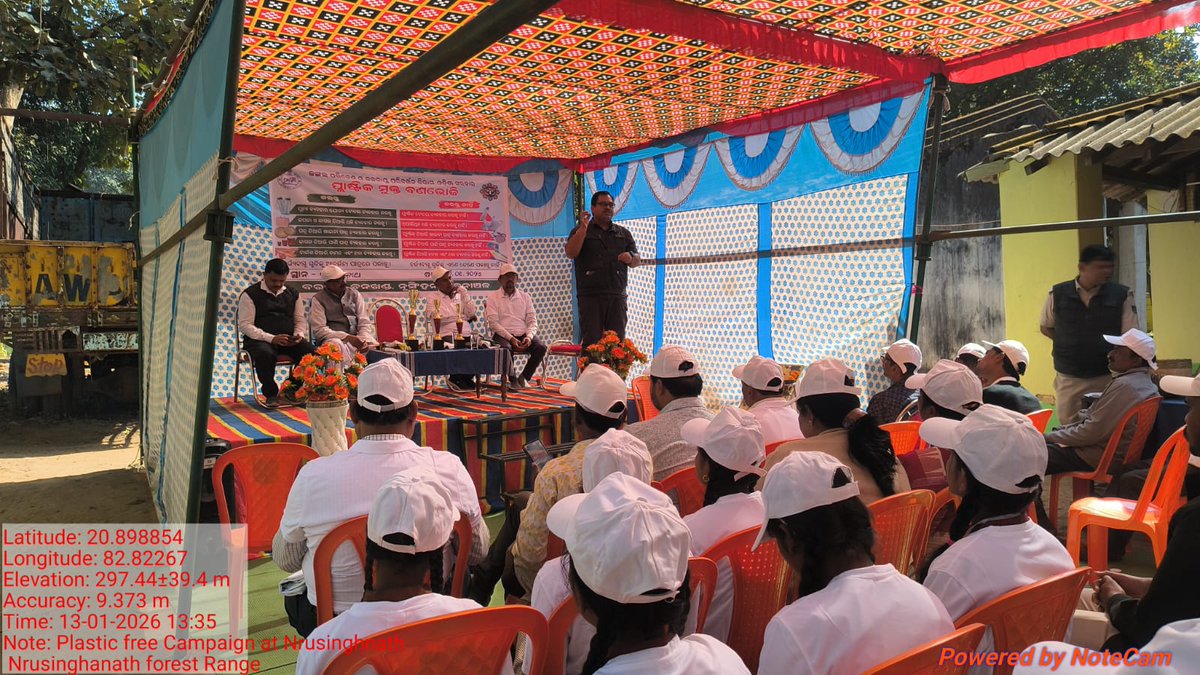 BargarhDfo's tweet photo. Single-use plastic–free campaigns were organized at designated picnic spots in Bargarh Division, featuring garbage collection drives, rallies, awareness meetings and eco-friendly kiosks. Line departments, students and SHG/VSS members participated, ensuring the events’ success. https://t.co/GNERo2nur7