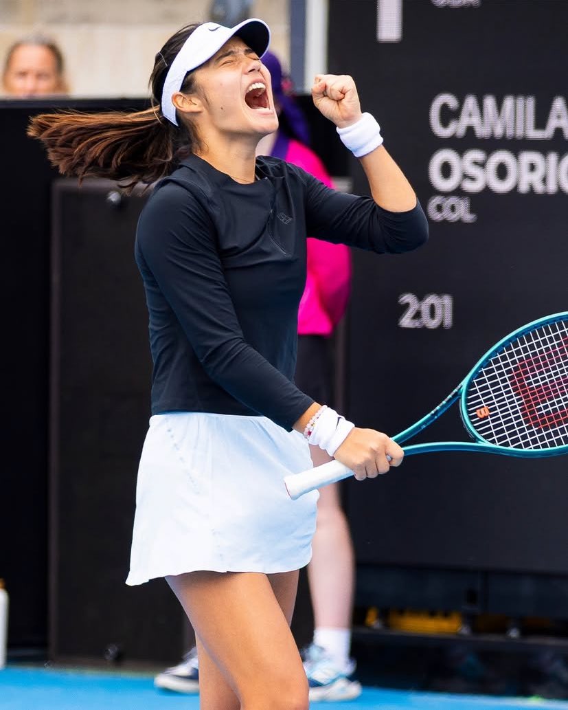 chatty_julia's tweet image. so proud of her 🖤

📸 Hobart Tennis