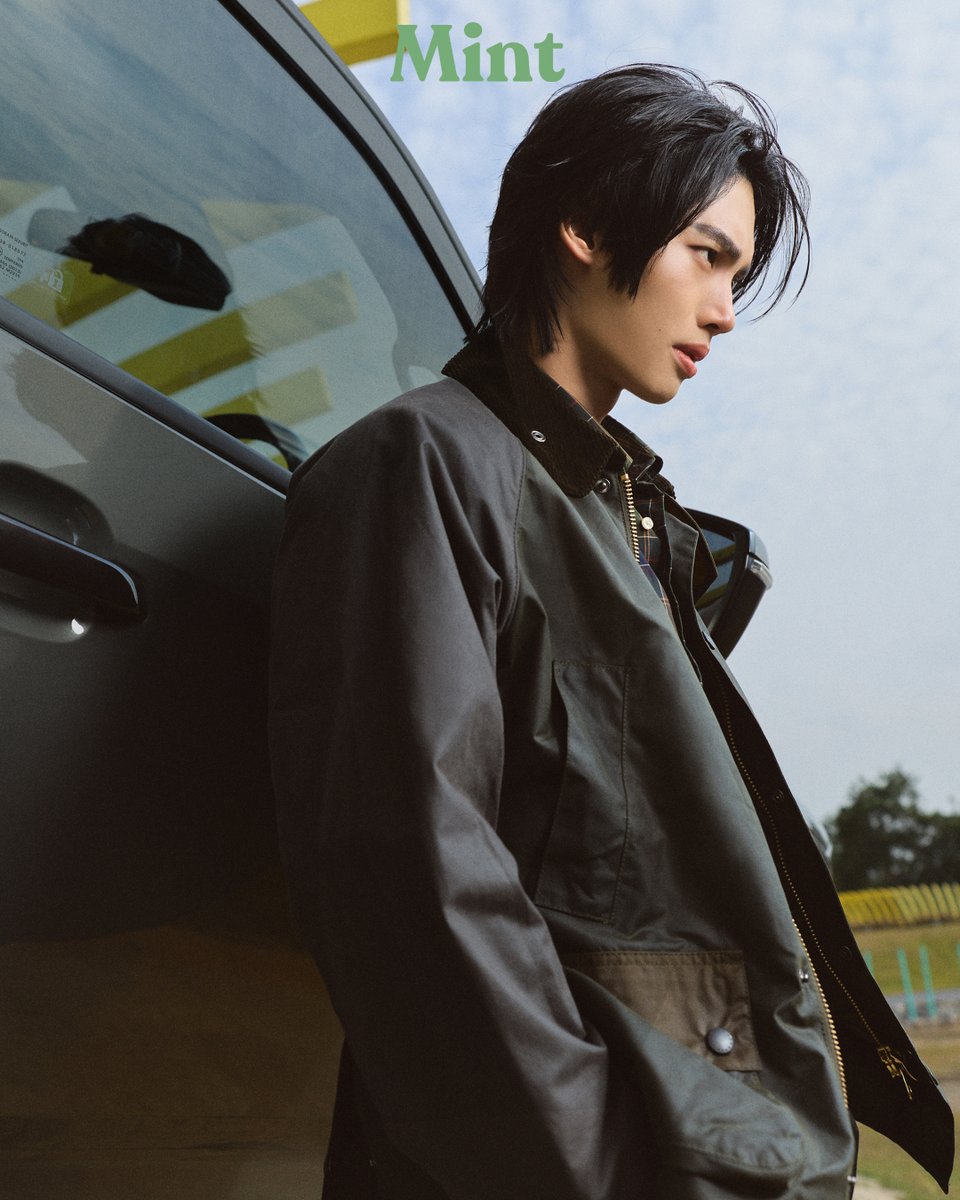 mintmag_th's tweet image. มุมข้างความเท่! จัดมาอีกภาพหล่อของหนุ่ม #วินเมธวิน บนปก #MintDigitalCover ประจำเดือนมกราคม 2026 กับรถยนต์ New! ISUZU V-CROSS 4x4 "THE ONE &amp;amp; ONLY" ที่มาในดีไซน์ใหม่ จัดเต็มไปด้วยฟังก์ชัน ท้าทายทุกขีดจำกัด 💚

➡️อ่านบทสัมภาษณ์ mintmagth.com/people/intervi…

#WINxMintMagTH…