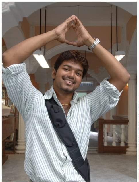 VijayAjith2K19's tweet photo. #20YearsOfAadhi

On this day,20 Years Before @actorvijay 's #Aathi Movie Has Been Released! 

#20YearsOfAathi #ThalapathyVijay
#JanaNayagan #ஜனநாயகன் https://t.co/ztkn3BOstV