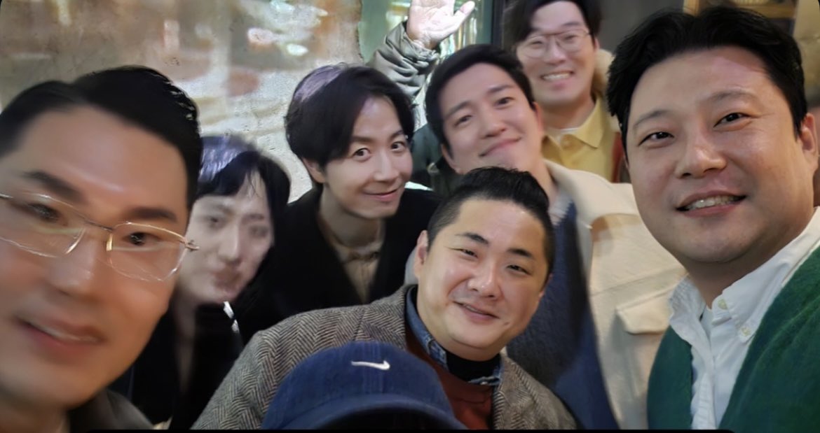 ssontakuwuni's tweet image. 장호준 셰프님 인스스에 종원♡
  너무  쭈아서  주저앉음