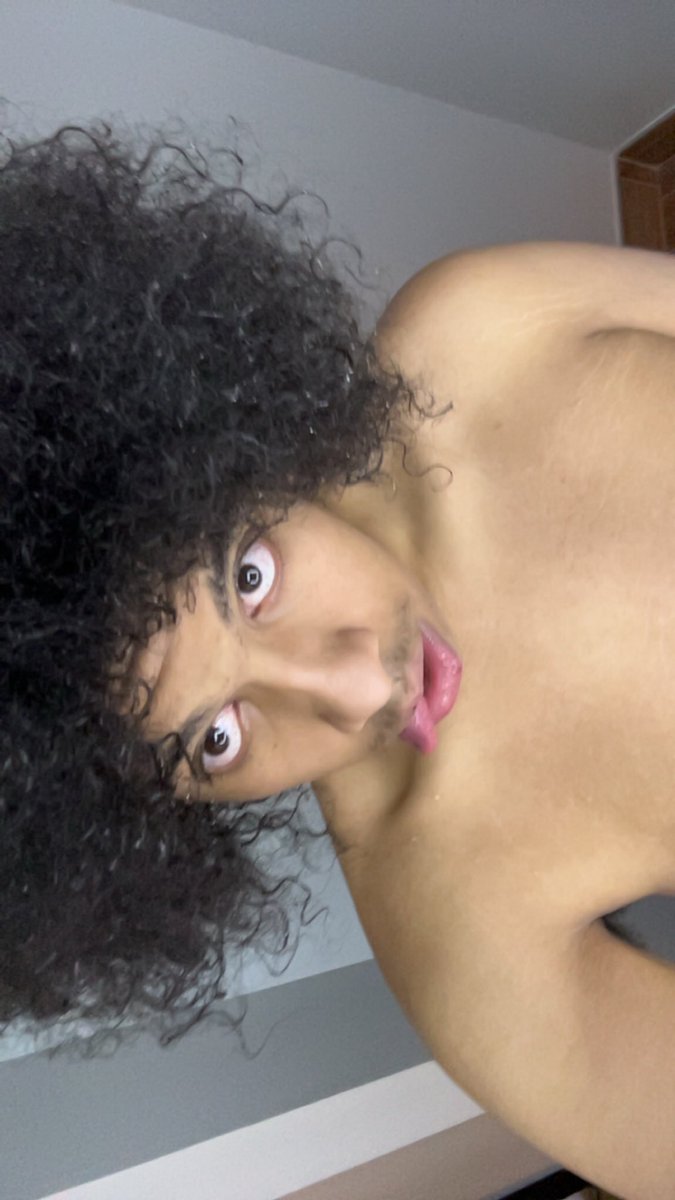 Ametorite's tweet photo. This is me btw if anyone cares https://t.co/2wbFxX5p2l