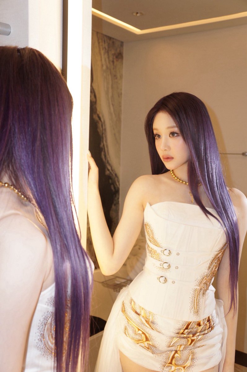 picbaemon's tweet photo. PHARITA WEVERSE UPDATE https://t.co/0ALHwRTG1g