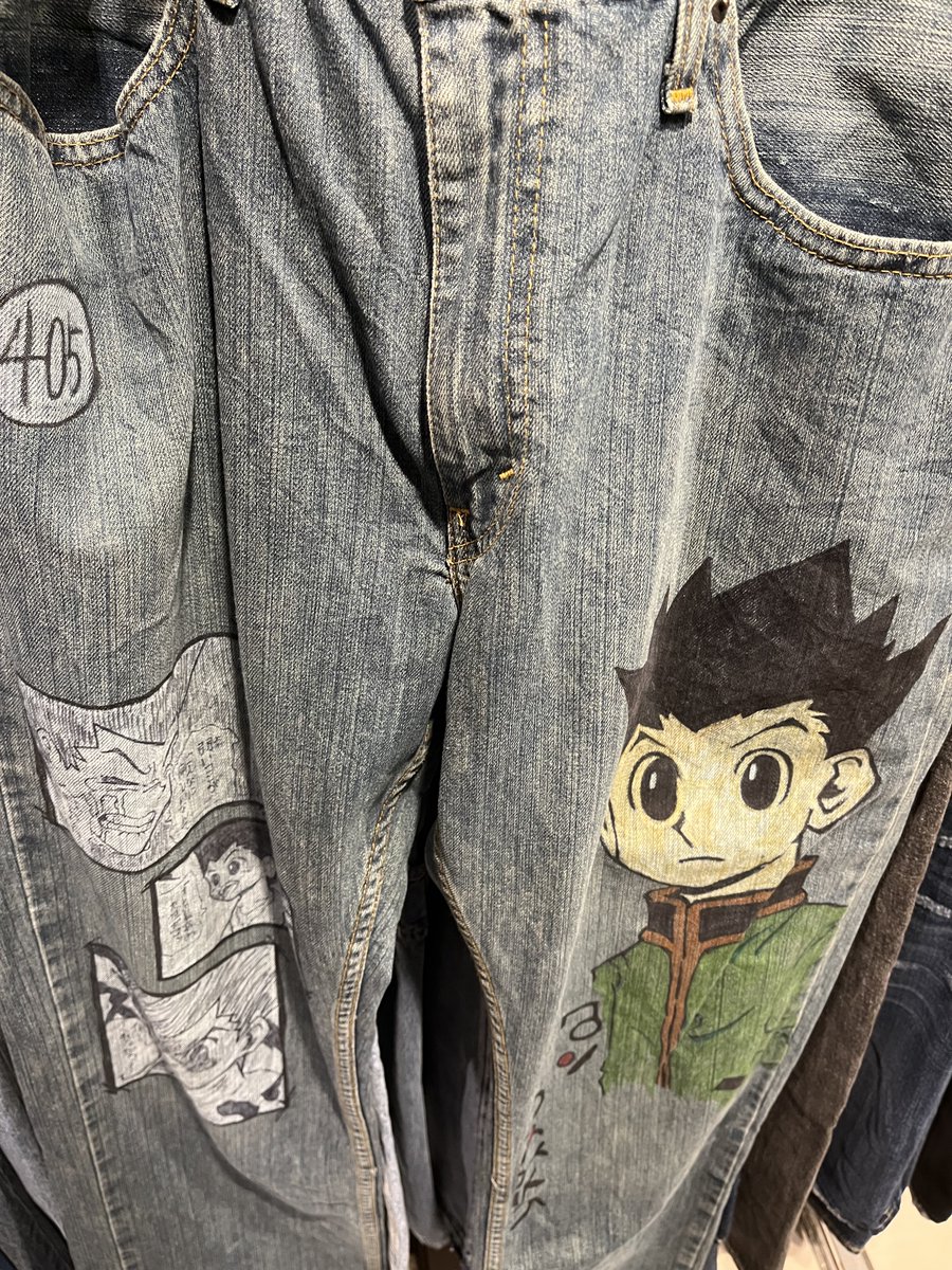 古着屋でおそろしくキショいデニム発見して神
俺じゃなきゃ見逃しちゃうね