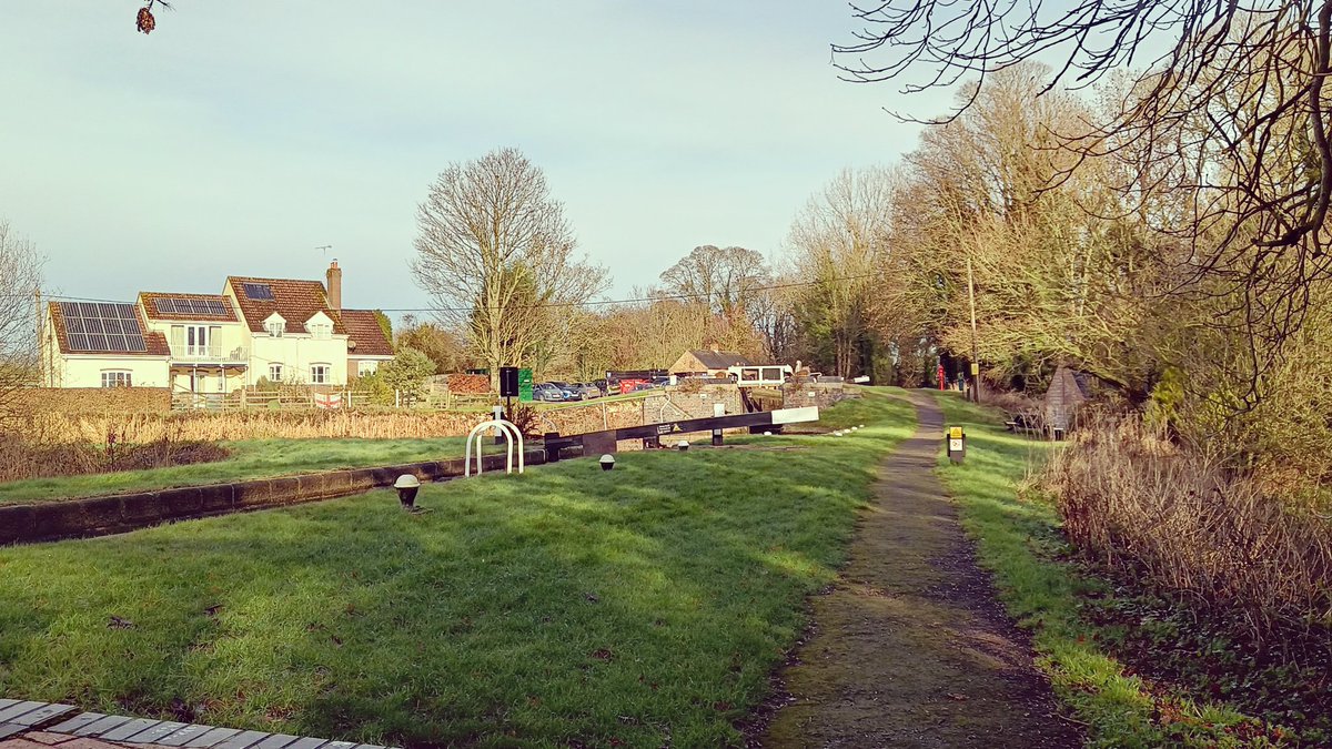 Watford Locks tweet media