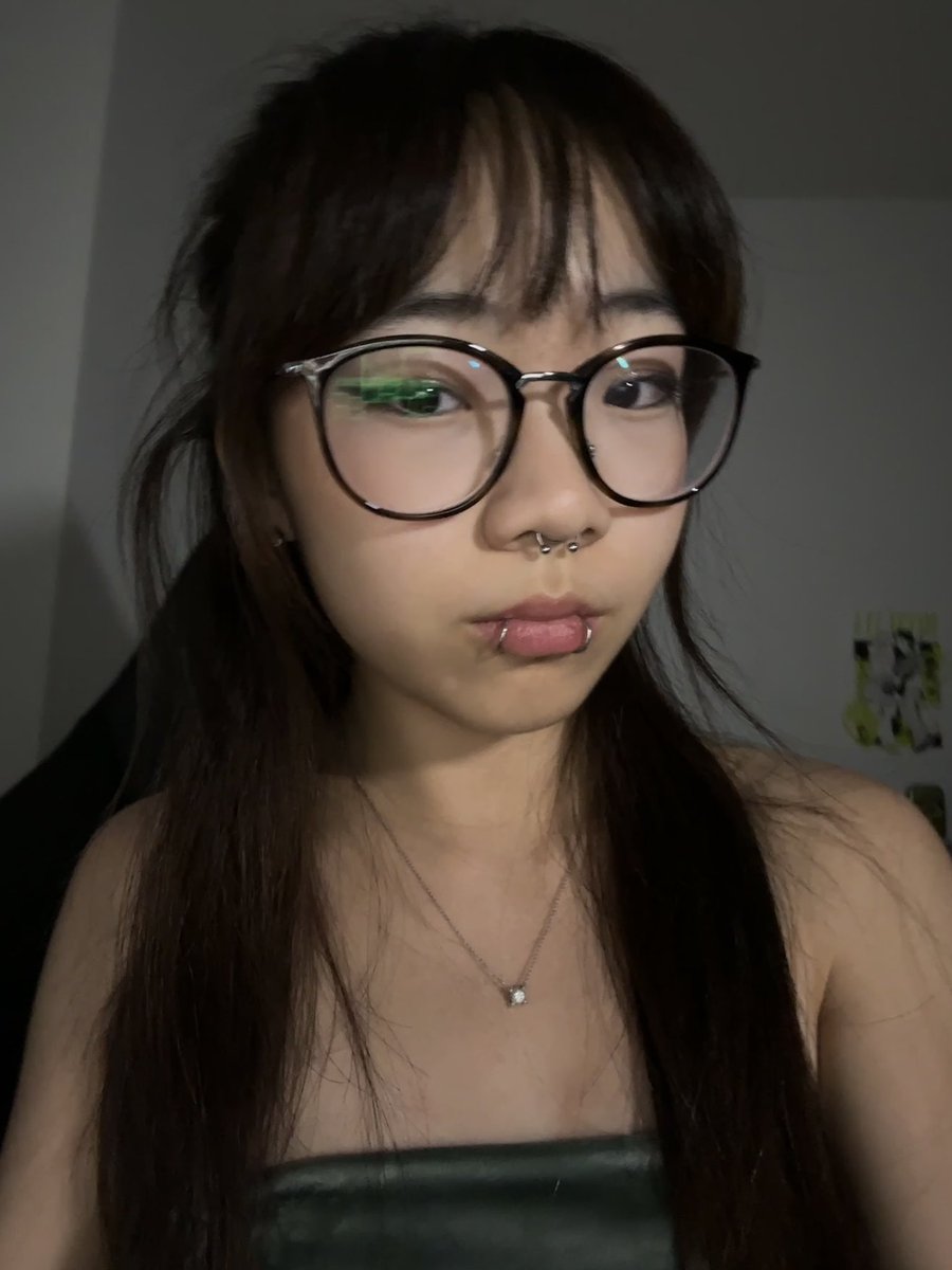 connnibon's tweet image. maybe i will get the septum (?)