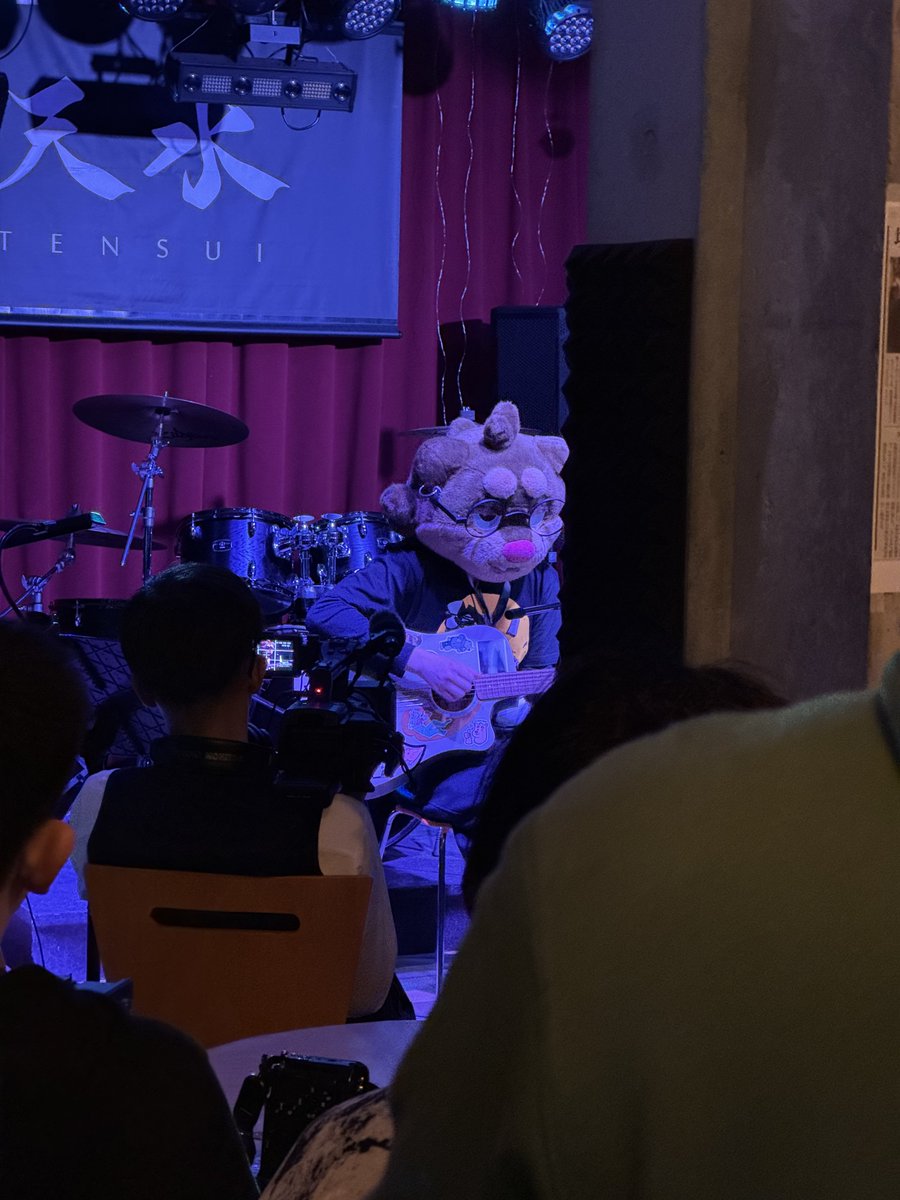 bucholed's tweet image. JMoF会場を飛び出してRockOutへ！
はせがわくん、HAREさん、WATERFALL2！
#JMoF2026