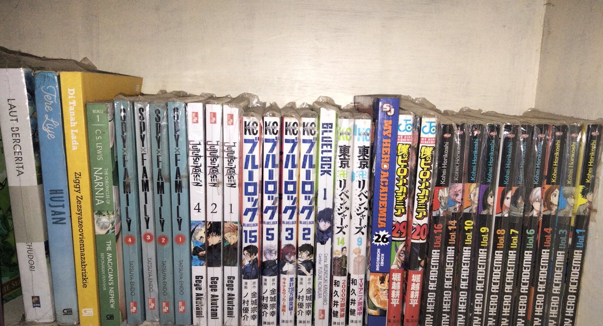 WTS WANT TO SELL NOVEL KOMIK PRELOVED 

📍jatim
bisa shopee &amp; splitpay (exc adm)
harga di thread bawah