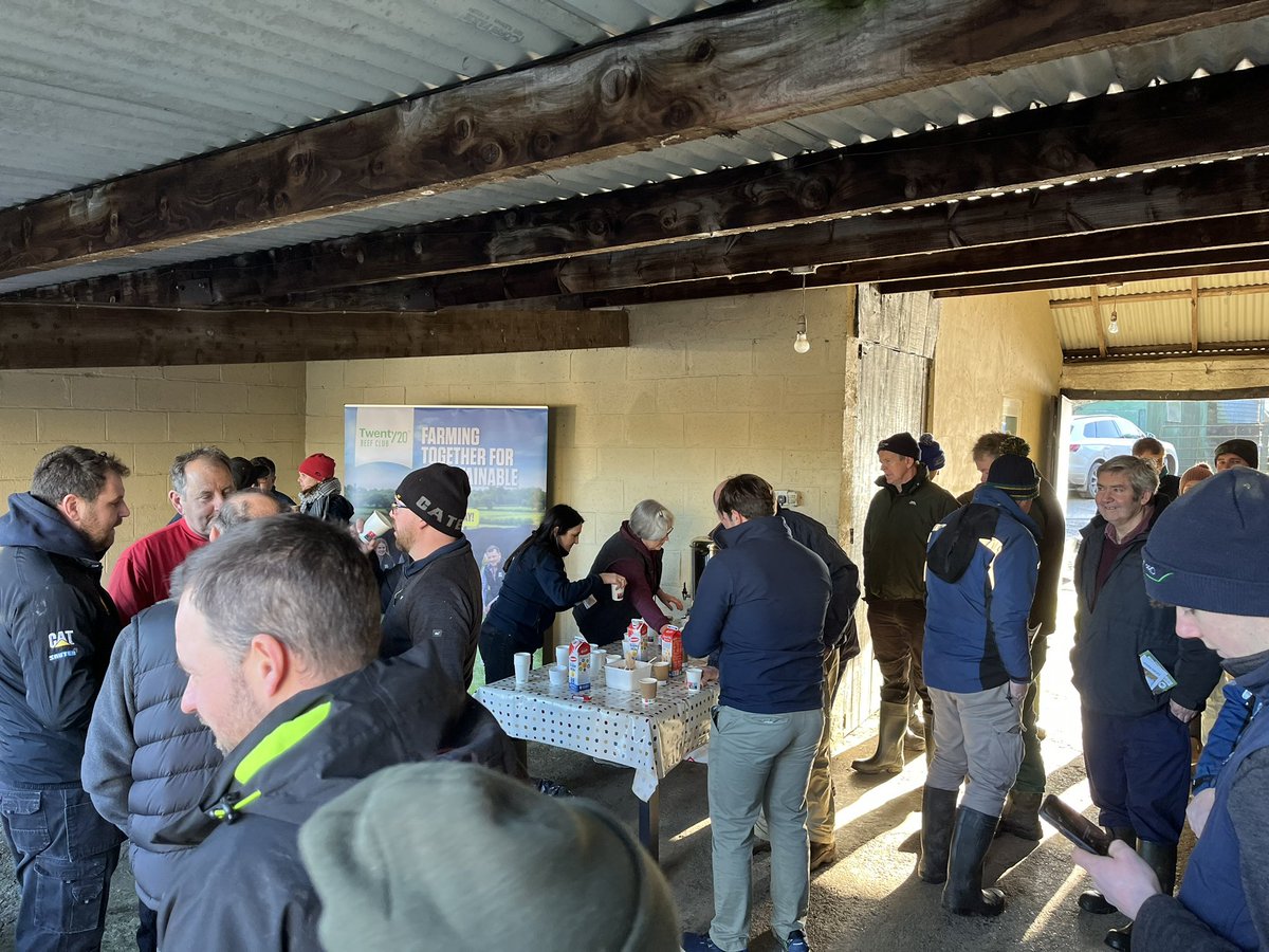 TeagascWWC's tweet photo. Great crowd &amp; brilliant engagement from attendees at our calf care event in Tinahely yesterday morning. Many thanks to all our speakers and to the Beattie family for hosting.

Best of luck to everyone gearing up for the busy calf rearing period in the coming weeks 🐄🐂 https://t.co/rOGvJE4fIE