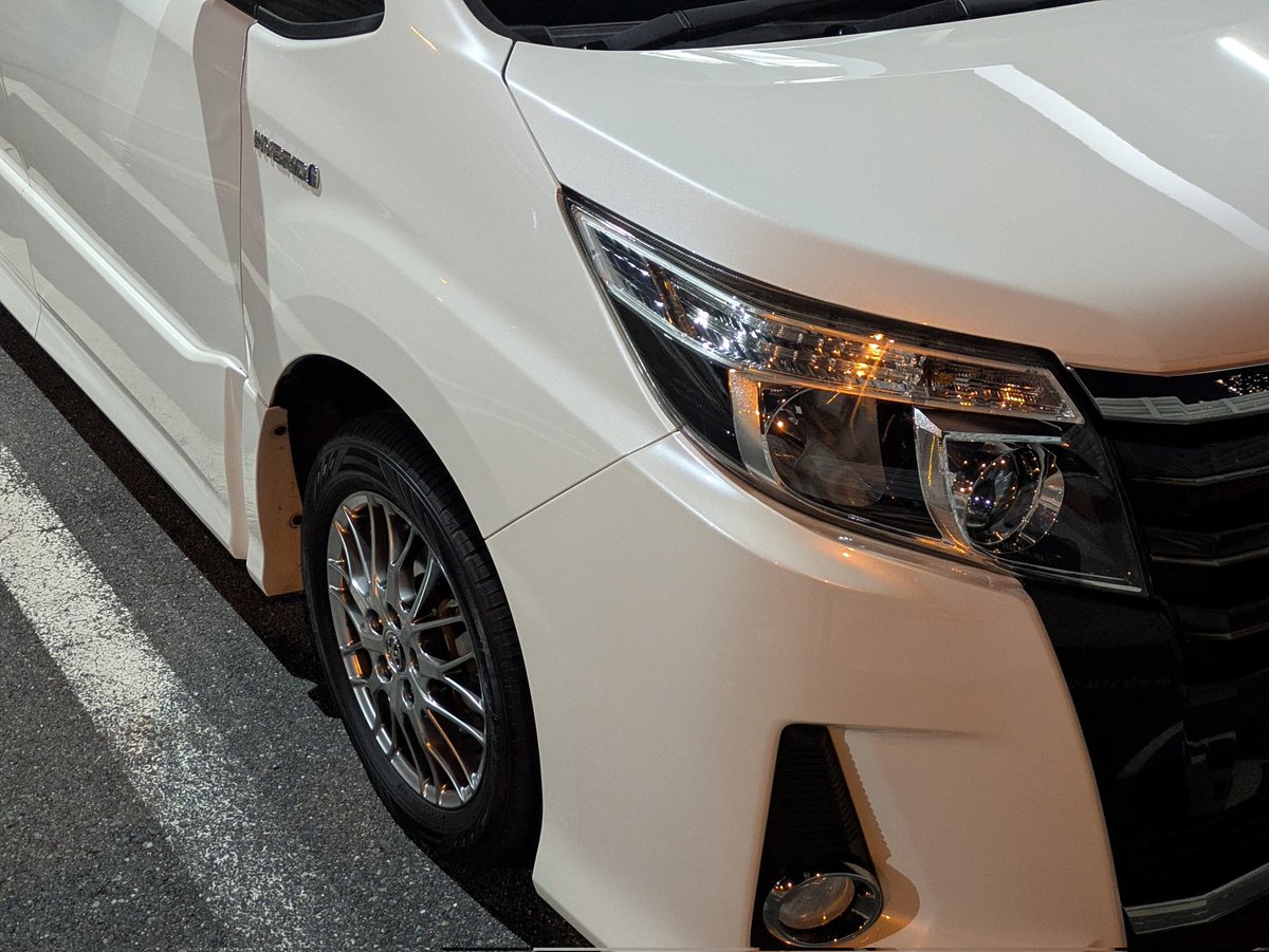 ぶったく tweet media