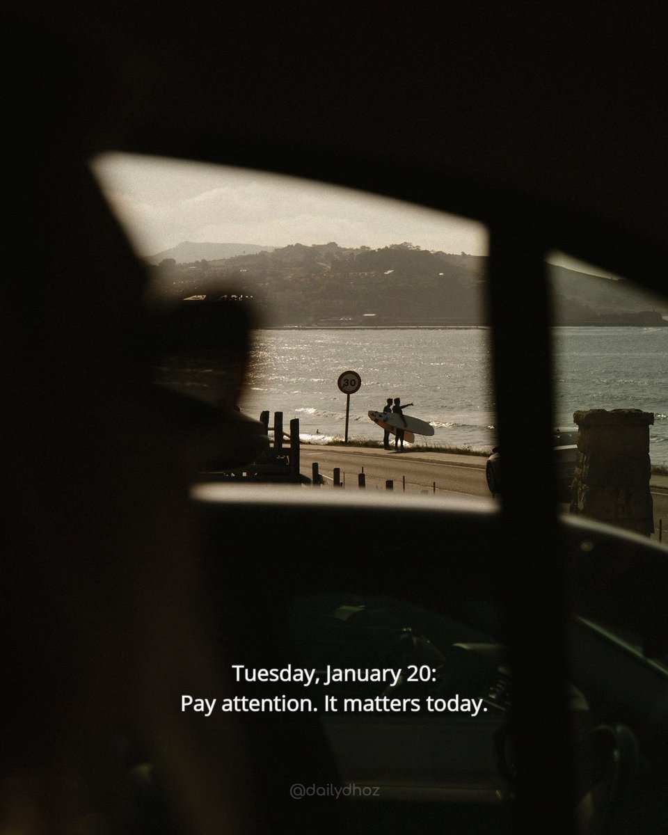 DailyDhoz's tweet image. What are you missing right now...?🙂