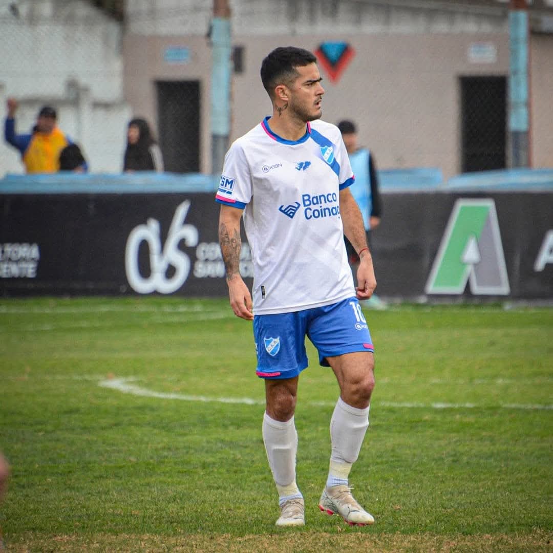 #Cañuelas ⚽ Declaraciones de Diego Blas Aguirre, flamante refuerzo del "Tambero", en "4-4-2" (lunes a viernes a las 19 por la FM 88.1 📻).

🇦🇹🇦🇹🇦🇹🇦🇹🇦🇹