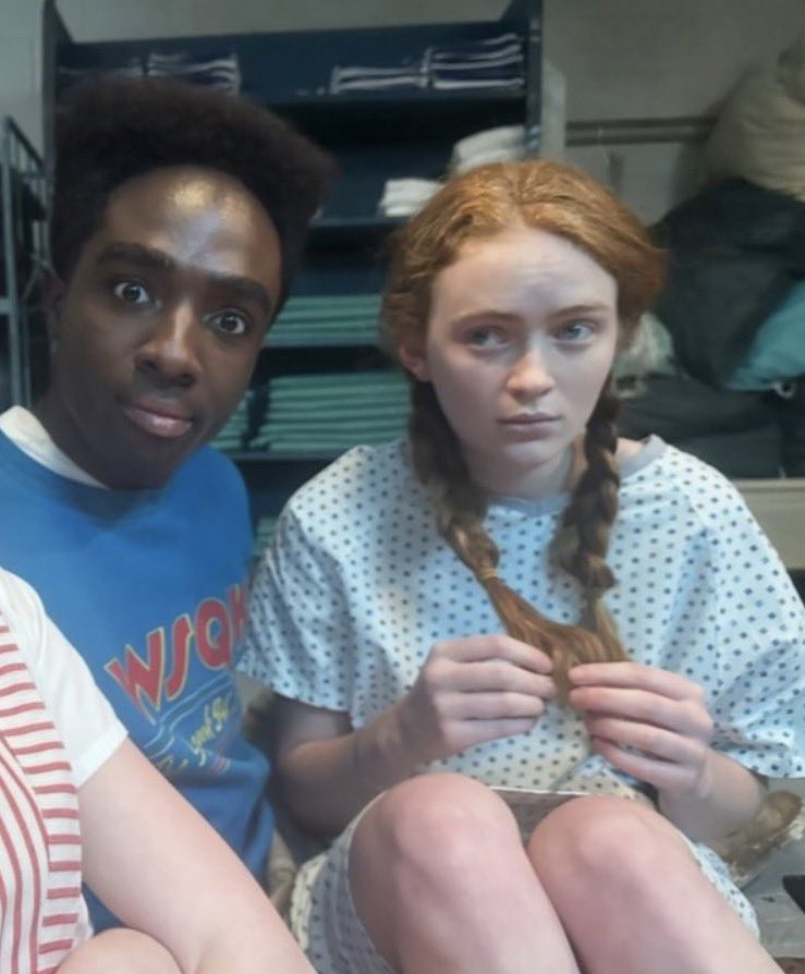 taylumax's tweet image. this is killing me 😭😭