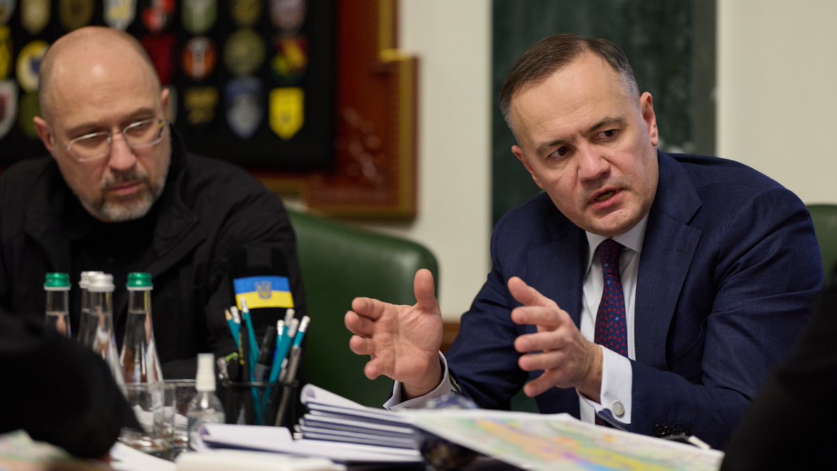 A meeting on emergency situation in Ukraine’s energy sector, with special attention to Kyiv.

The consequences of Russian strikes and deteriorating weather conditions are severe. Repair crews, energy companies, municipal services, and the State Emergency Service of Ukraine