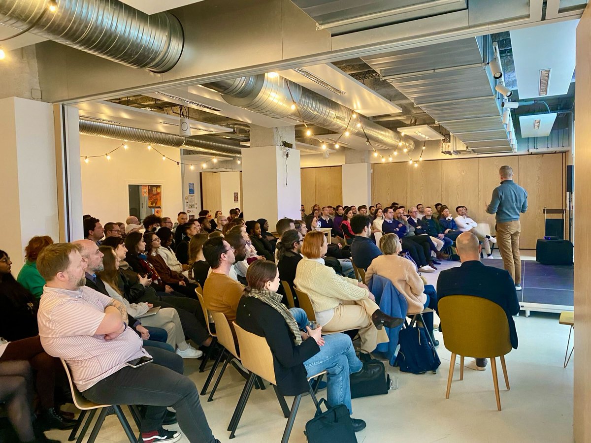 Chargemap's tweet image. We started 2026 with a special Kickstart, focused on inspiration and motivation ⚡ 

On the agenda: 
- an inspiring talk with an extreme environment adventurer, 
- a review of 2025 (achievements, challenges and key learnings), along with the presentation of our goals for Q1 and…