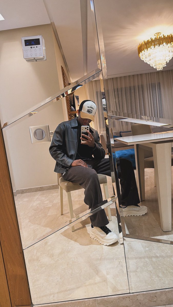 ahmedxm01's tweet image. Not taking risk is the most risky thing you’ll ever do in this life.