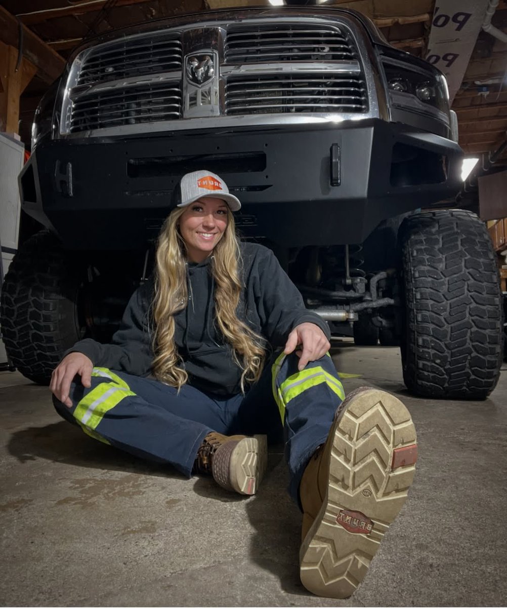 Mickayla VanBuren tweet media