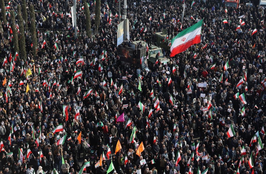 LebanonOnNews's tweet photo. #عاجل
هدوءُ #إيران لا يُطمئِن.. 24 ساعة تحبس الأنفاس - هل يدخل #لبنان على خطّ التصعيد؟
https://t.co/7Tyo1eXMbT
@enaya_ad  @hakamamhaz https://t.co/pwUBdFHSLd