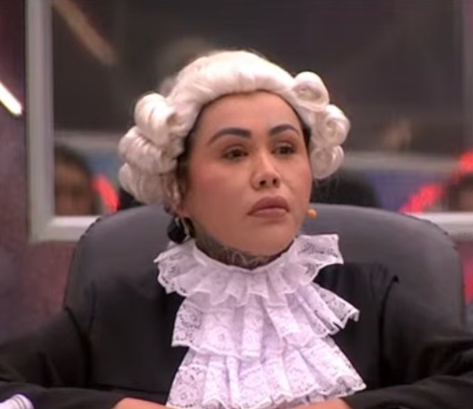 Pasaron de la jueza Karen Sevillano, una reina icónica a este intento fallido de ser humano 🤢 #LaCasaDeLosFamososCol3 #LaCasaDeLosFamososCol #LCDLFCOL3