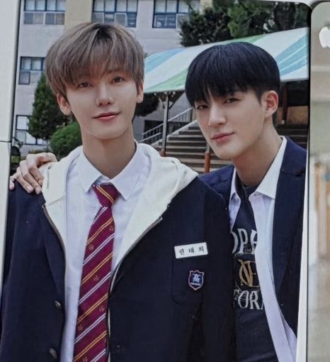 แทฮี อูจิน ㅠㅠㅠㅠㅠㅠ