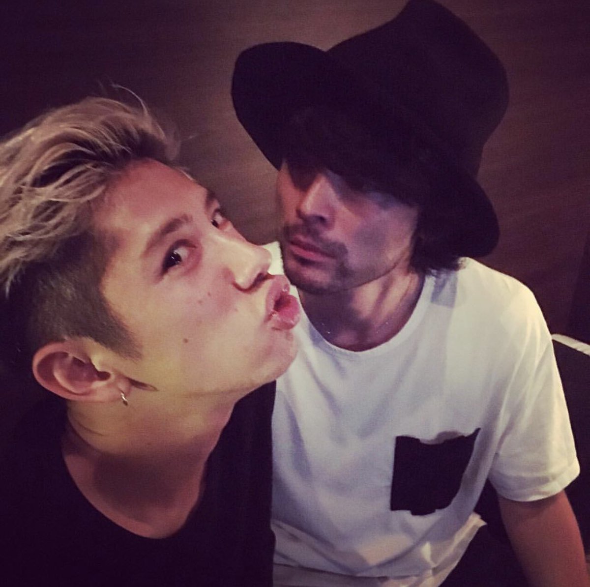 10969euphoria's tweet image. 山田君がワンオク聴いてくれてる事が嬉しい

instagram.com/takayukiyamada…