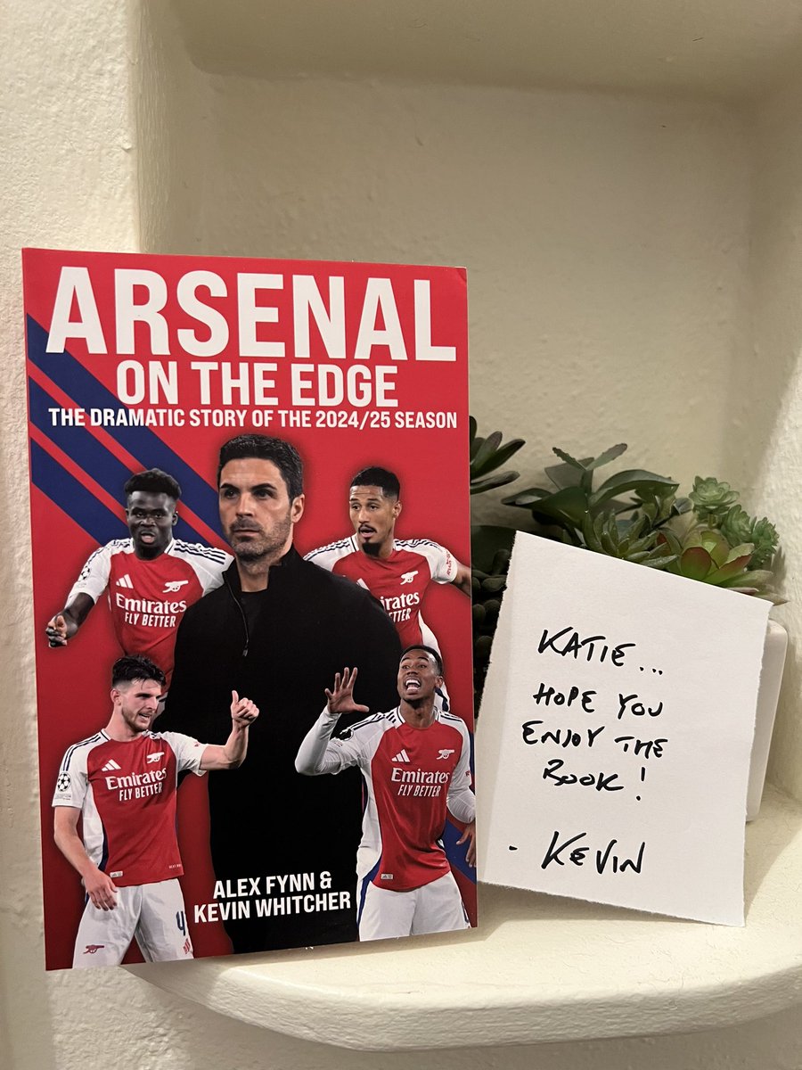 I’m “on the Edge” of my seat, eager to read this book!
Many thanks to <a href="/KevinWhitcher01/">Kevin Whitcher</a> for going the distance to send me a copy Stateside when I inquired! 
<a href="/AlexFynn1/">Alex Fynn</a> <a href="/9smudge/">Alan Smith</a> <a href="/adrianjclarke/">Adrian Clarke</a> <a href="/TheTollington/">The Tollington</a> <a href="/arsenalamerica/">Arsenal America</a> <a href="/DSMGooners/">Des Moines Gooners</a>