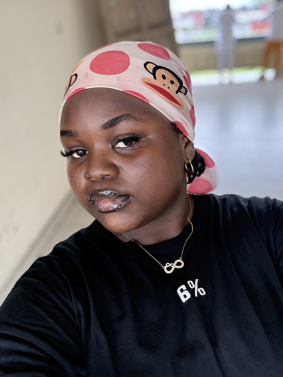 IbimBoyle's tweet photo. Let’s see you on a scarf or face cap 🧢 🙏🏿 https://t.co/sSSe34nwlJ