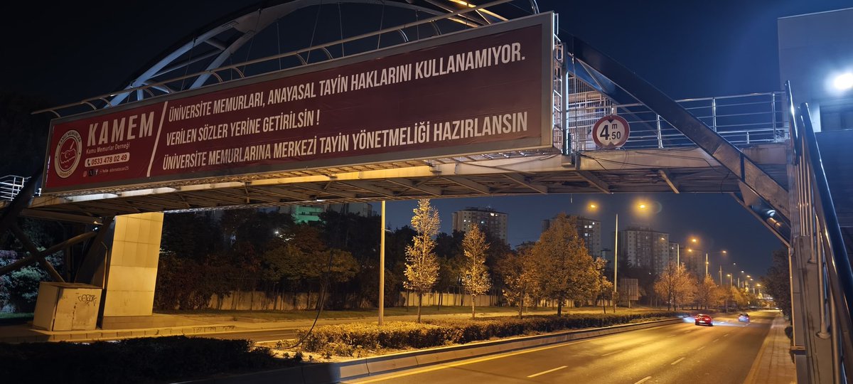 MehmetOktay0723's tweet photo. Liyakat, eşitlik, adalet...
Hepsi kâğıt üzerinde kalıyor!
Üniversite personeli hâlâ tayin hakkından mahrum!
Tayin hakkı idari personel için bir lütuf değil yıllardır gasp edilen hakkın verilmesidir. 
#UniversiteMemurunaTayin
@RTErdogan @erolozvar @batikanaksoy @isikhanvedat https://t.co/4IfcGAYiCO