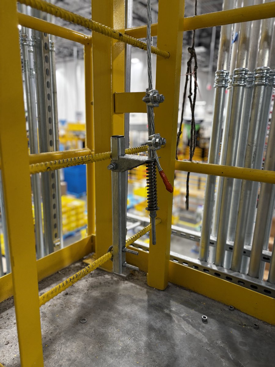 EDGEFallProtect's tweet photo. EDGE Fall Protection replaced an unverified vertical access system with no usable fasteners by installing a permanent vertical lifeline. The result: safer ladder access during active construction.

Designed with OSHA 29 CFR 1926 Subpart M in mind. 🦺

#FallProtectionSystem https://t.co/gbASlFgkCc