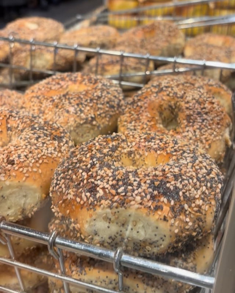 Shop Penn tweet media