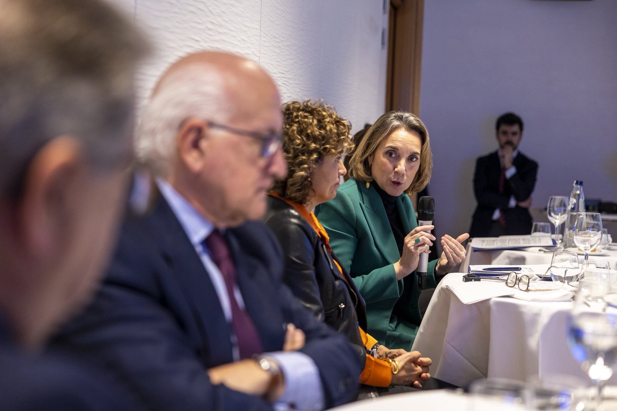 Dolors Montserrat tweet media