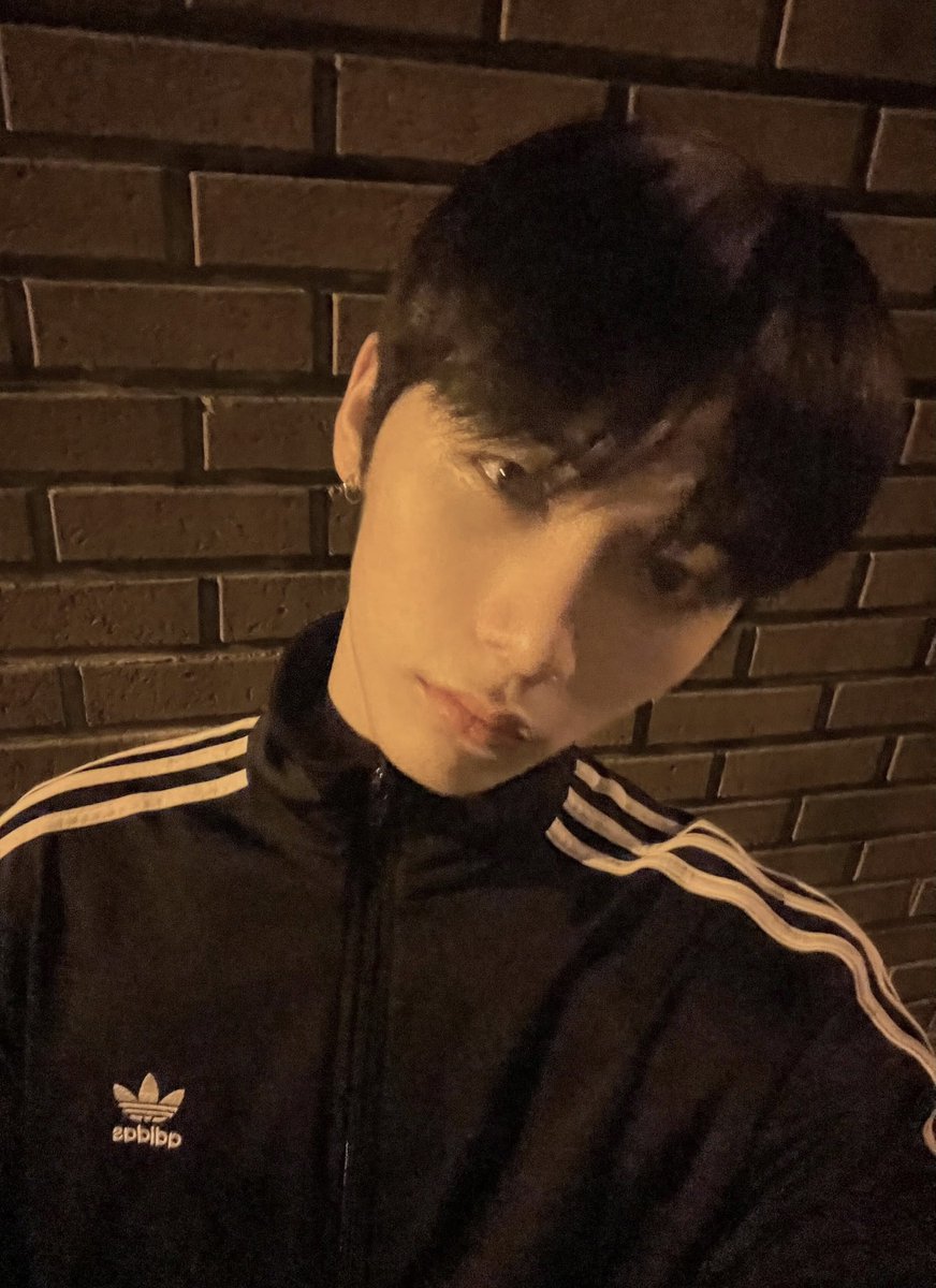 mycatdongmin's tweet image. the boyfriendness of him here