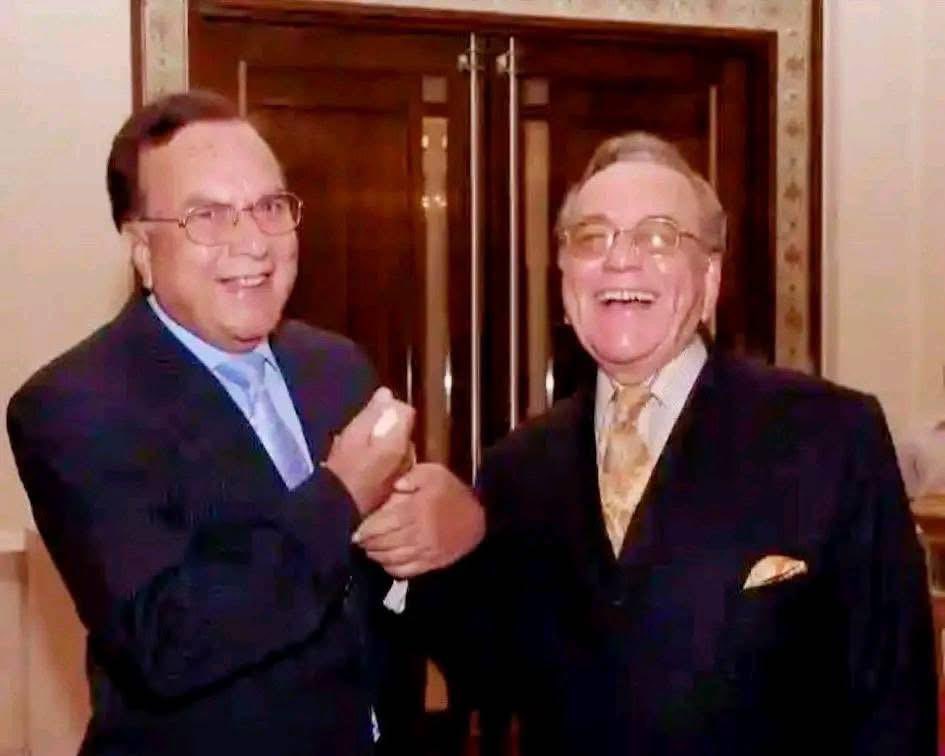 Two legends. One left us. Prayers for both of you.❤️