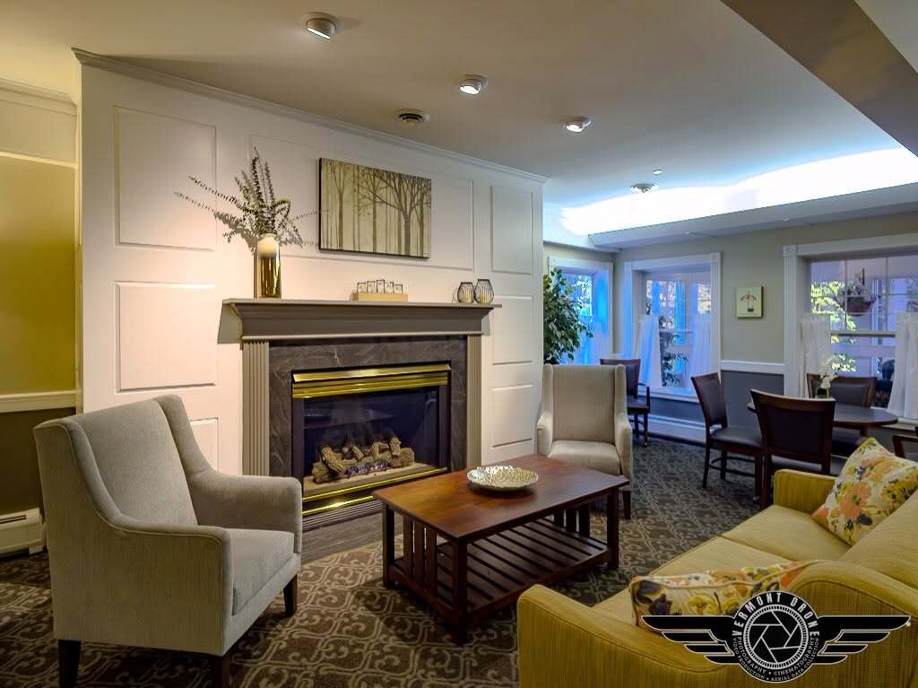 We are leaders in aerial AND traditional interior and exterior Residential Real Estate Photography/Cinematography.

A locally owned Vermont business with 100% Vermont-based staff.

Vermont Drone is based in Williston, Vermont, and employs full-time Vermo… ift.tt/ngdoRm5