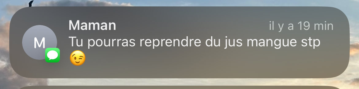 http1_13's tweet image. Pas la madre complètement accro au kombucha que je lui ramène du taff mdrrrr