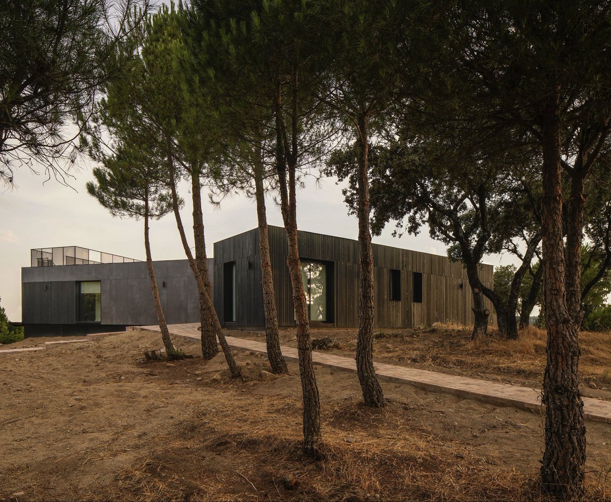 ROOM2030 tweet media