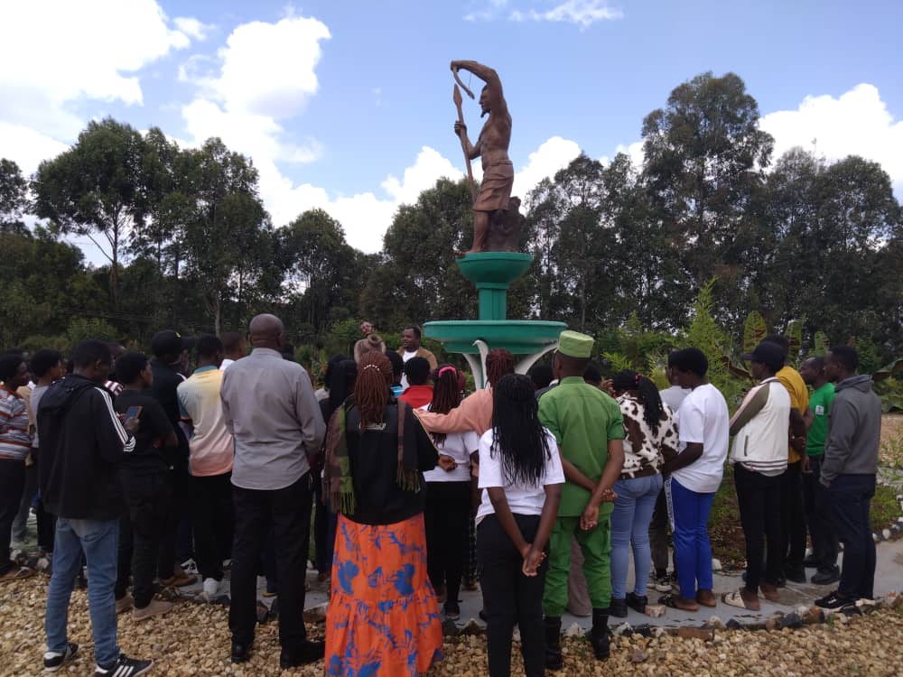 Urubyiruko nizo mbaraga z'Igihugu cyacu, muze tumenye amateka y'U Rwanda kugirango twubake U Rwanda twifuza #Itorero Inkomezabigwi 13# Umurenge wa Rusiga. <a href="/rulindodistrict/">Rulindo District</a> <a href="/RwandaNorth/">Northern Province/ Rwanda</a> <a href="/Unity_MemoryRw/">Ministry of National Unity and Civic Engagement</a>