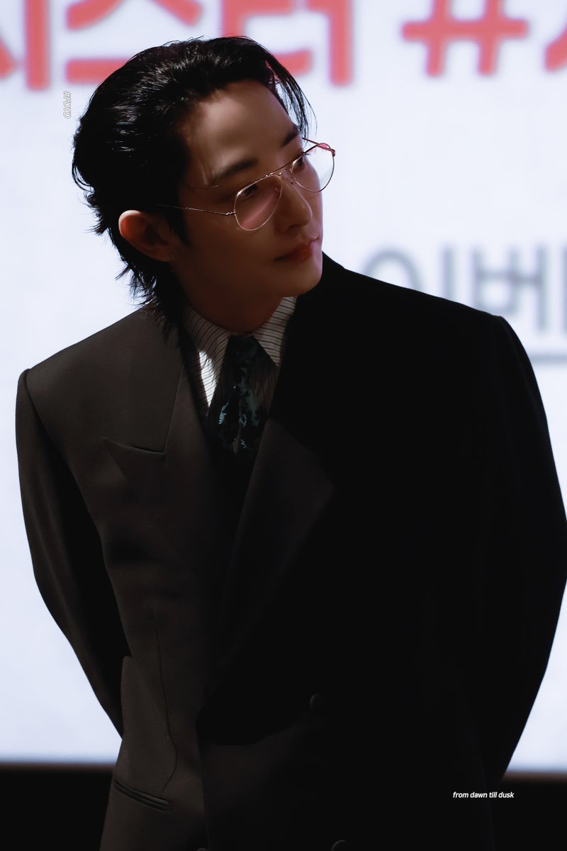 FDTD__'s tweet image. 260112 시스터 시사회  

#이수혁 #leesoohyuk #イスヒョク