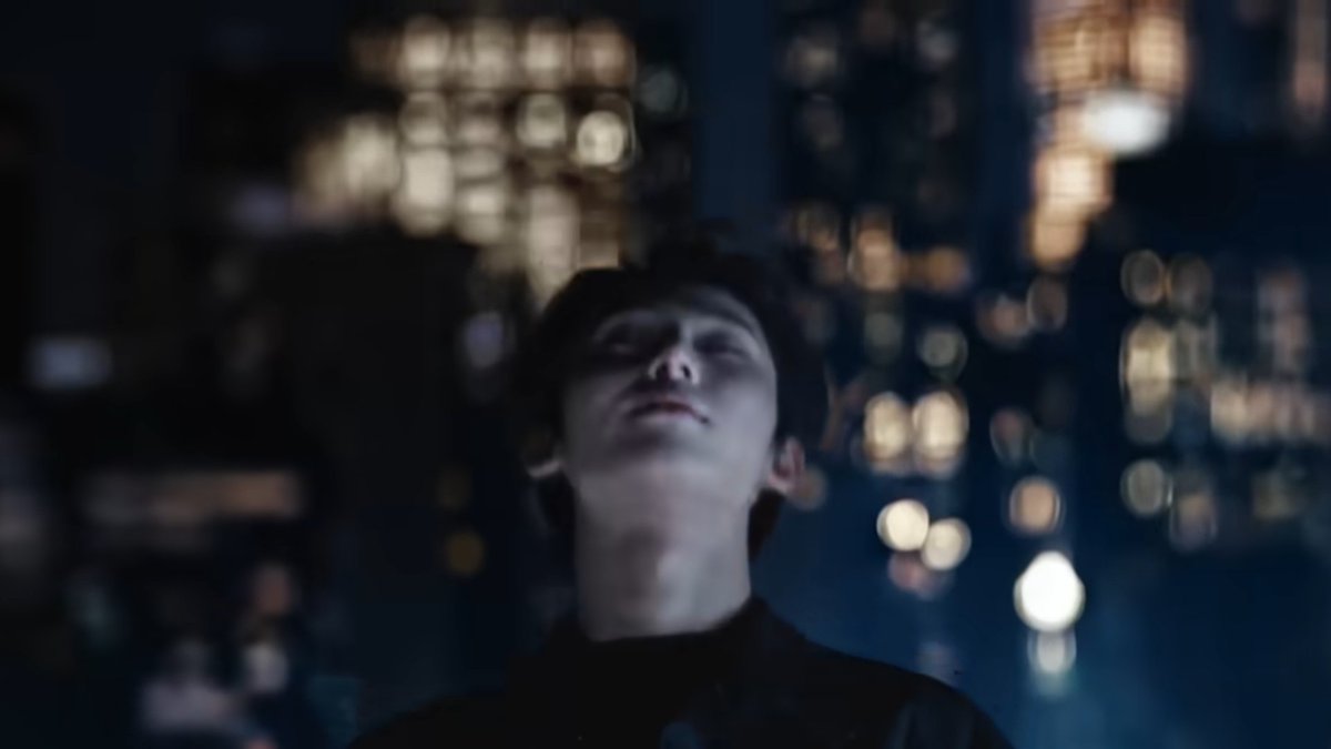 softlysunoo's tweet image. #sunoo shots from knife’s mv teaser! 🔪