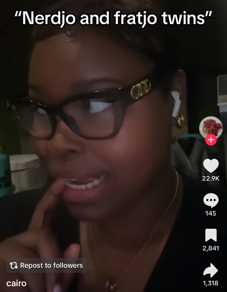 blindrays's tweet image. can we have this but it’s #gego and they’re both fighting over geto