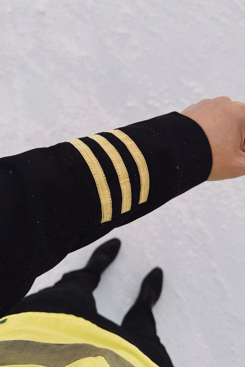 Tom Hiddleston tweet media