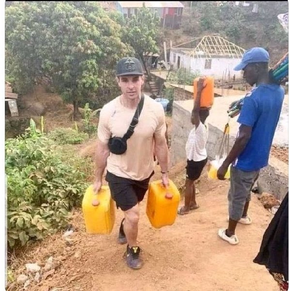 Rodrigo de paul before messi wakes up