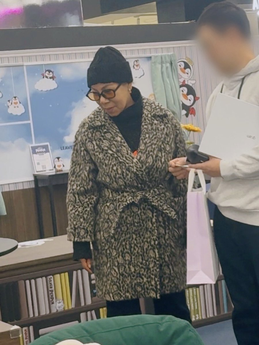 진짜루 다녀가셨.. 어여… 👉🏻👈🏻 
구매도 하신거 같구여.. 구경도 하시구.. ㅎㅎㅎㅎ