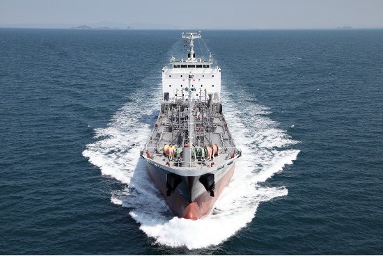 株式会社デュカム
当社は、油タンカーを管理し日本国内の油槽所に石油製品を海上輸送しています。bridge-mile.com/20230918