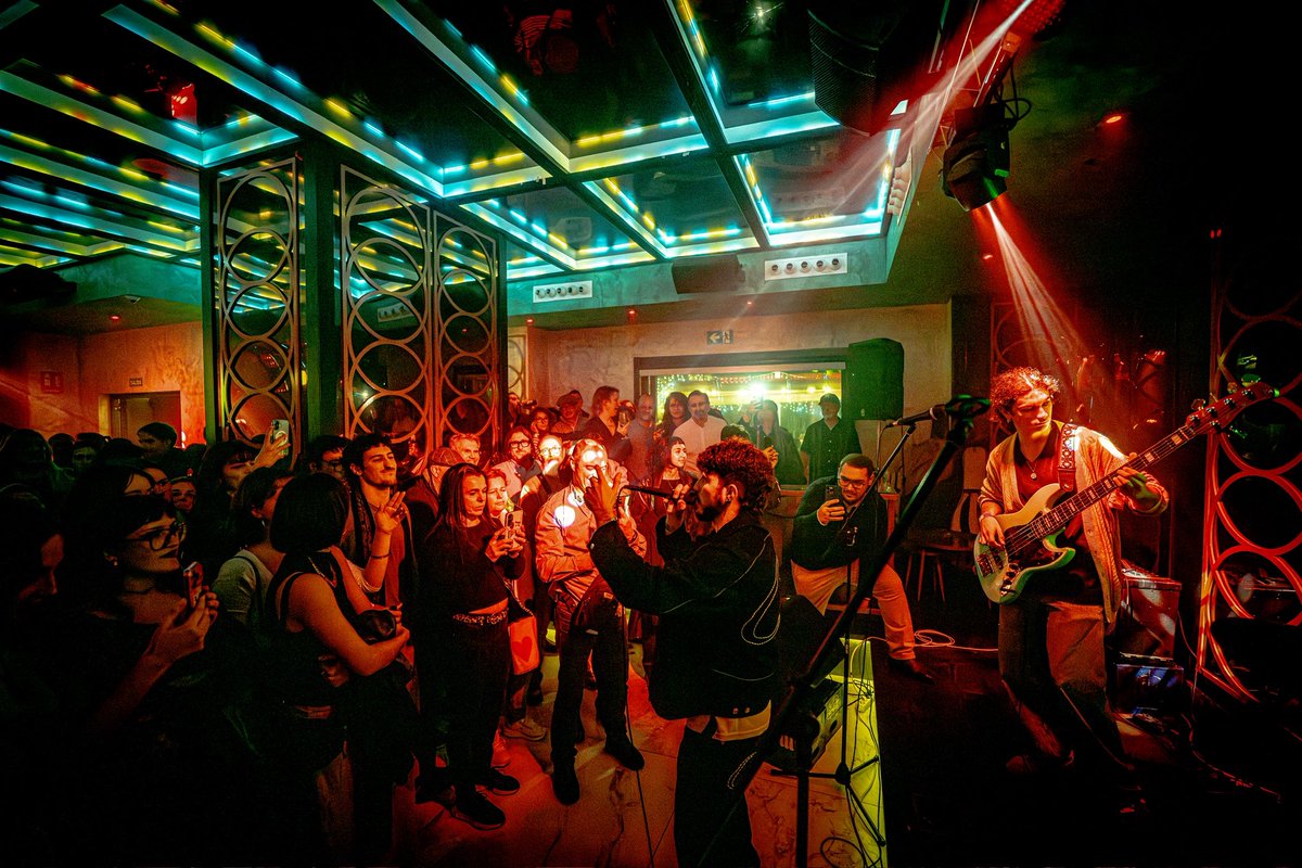 Algunas fotos del último concierto en ‘Botanic Algeciras’💫💫 Gracias a todas las personas que estuvieron por allí, pronto nuevas fechas🗓️🪬