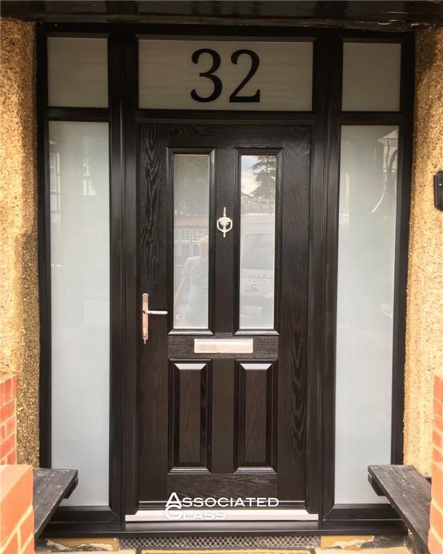 A classic #frontdoor done right.

#Timeless design, clean lines and #quality detailing, creating a welcoming first impression that will last for years to come 🚪✨

If you’re considering a new entrance for your home, visit our showroom or get in touch on 📞 020 8508 3821.
